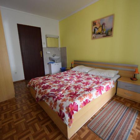 Apartments Skender Vantačići Kültér fotó