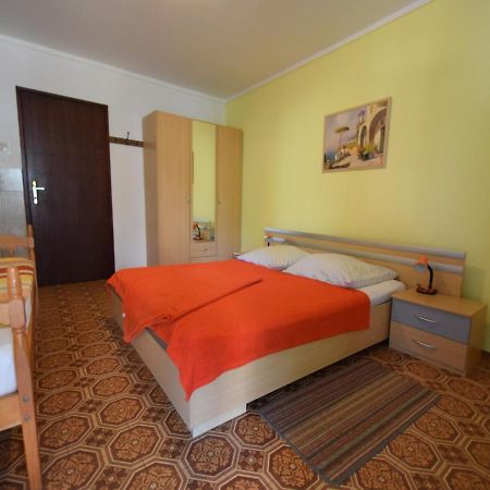 Apartments Skender Vantačići Kültér fotó